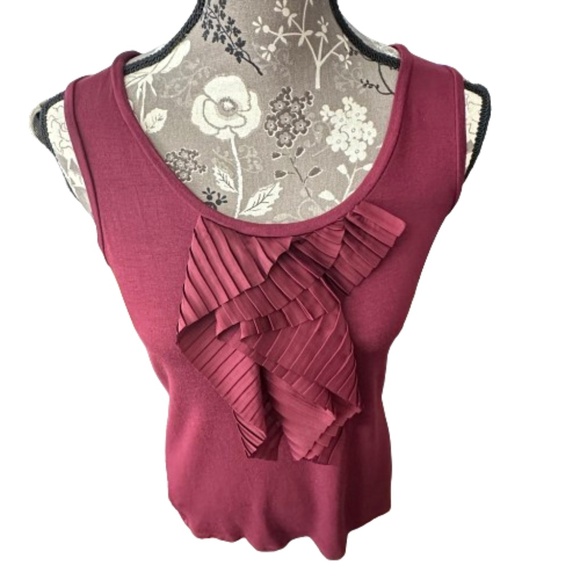 Ann Taylor Women's Medium Burgundy/Maroon Scoop Neckline Ruffled Tank Top - Picture 2 of 14